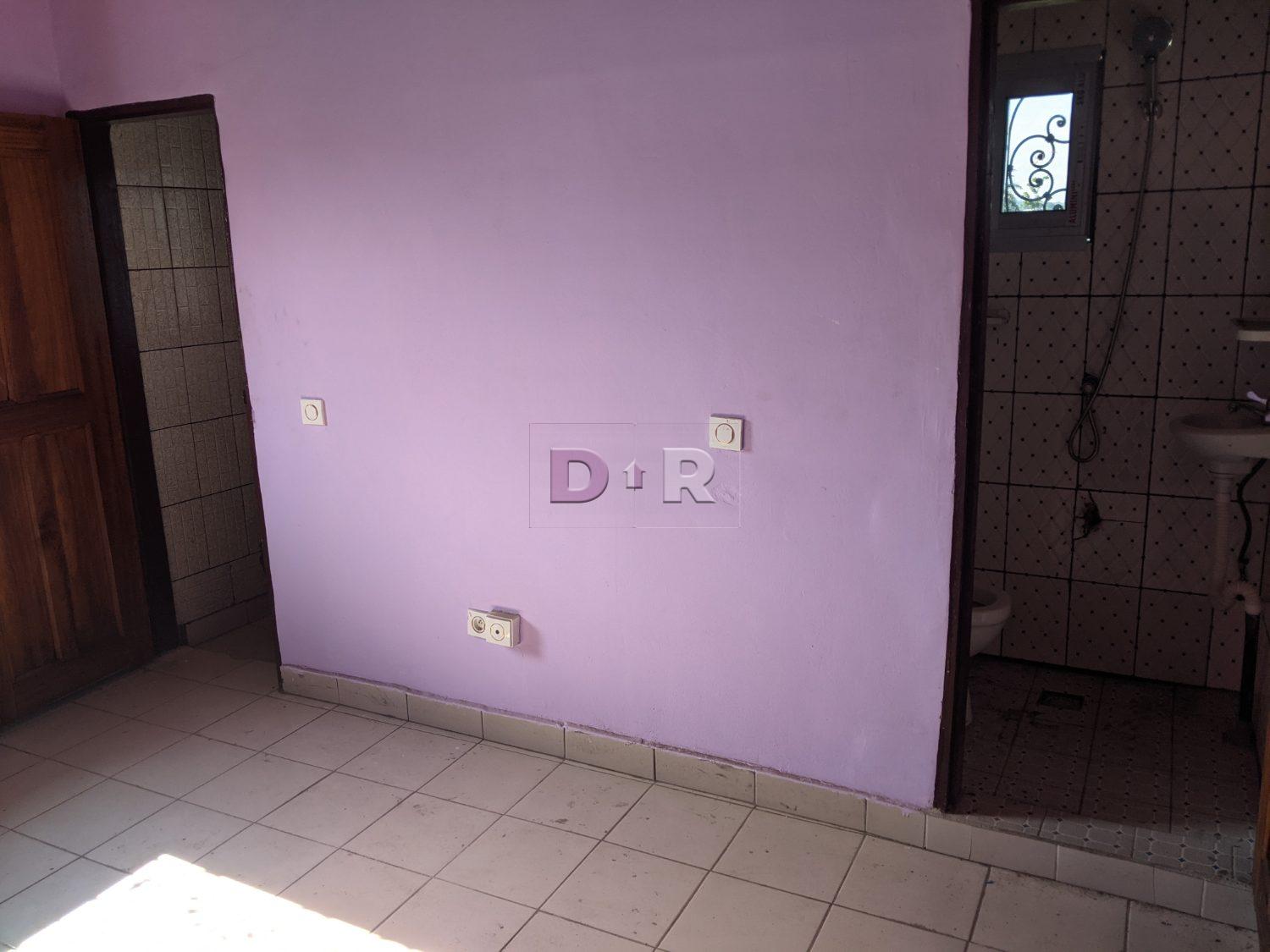 Single room for rent | Bakweri Town, Buea, Cameroon